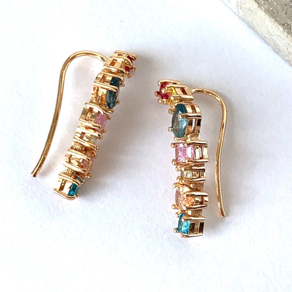 NEW~ Anthropologie Rainbow Stone Crawler Earrings - Picture 4 of 12